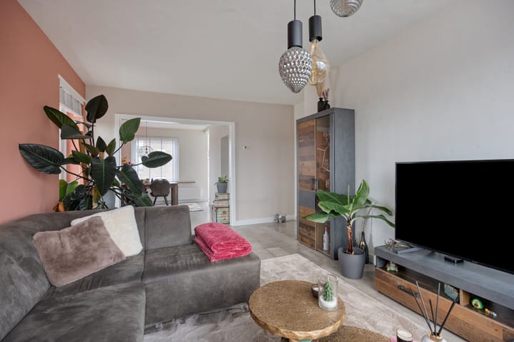 Photo 3 of Dinkelstraat 9