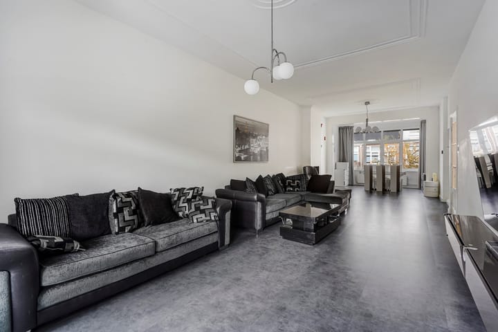 Foto 2 van Azaleastraat 65