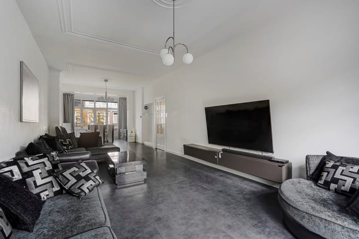 Foto 18 van Azaleastraat 65