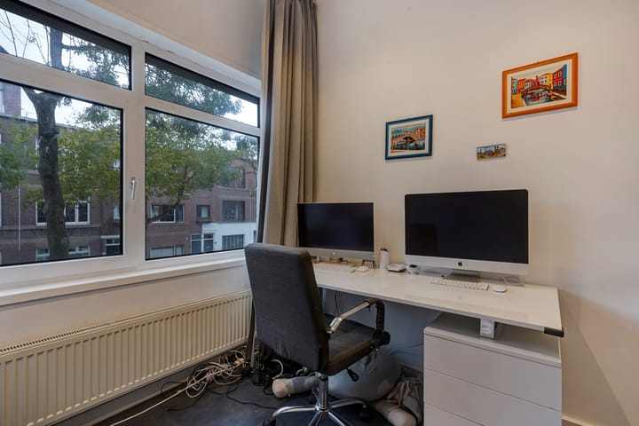 Foto 32 van Azaleastraat 65