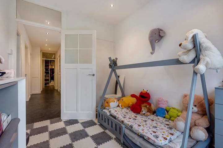 Foto 38 van Azaleastraat 65