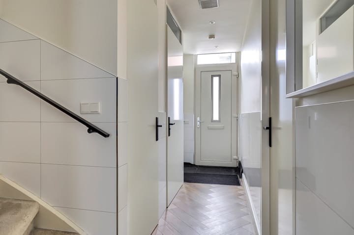 Foto 5 van Van Dijckstraat 102