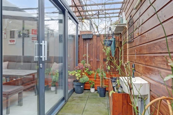 Foto 33 van Van Dijckstraat 102