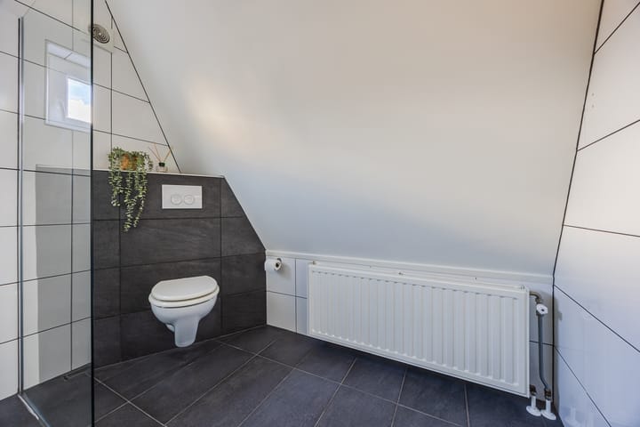 Foto 25 van van Steenbergenlaan 3