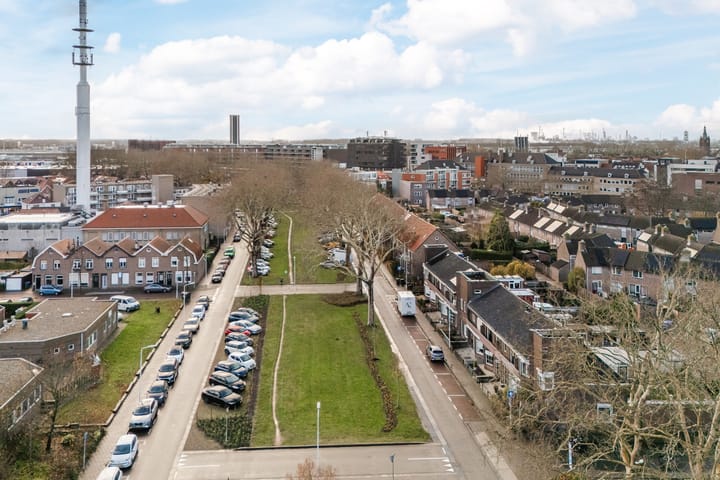 Foto 31 van van Steenbergenlaan 3