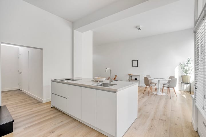 Photo 11 of Ruygenhoeklaan 13-A