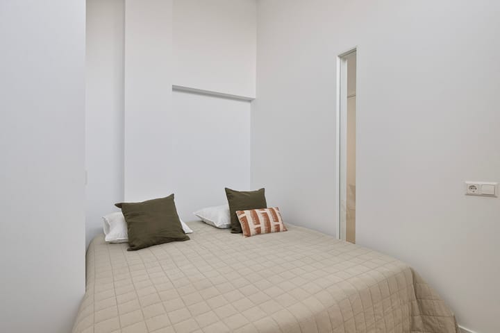 Photo 20 of Ruygenhoeklaan 13-A