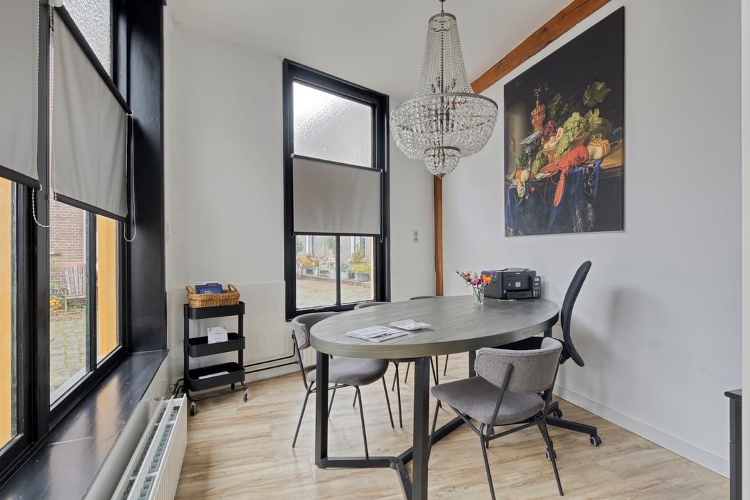 Photo 8 of Veerpoortstraat 1