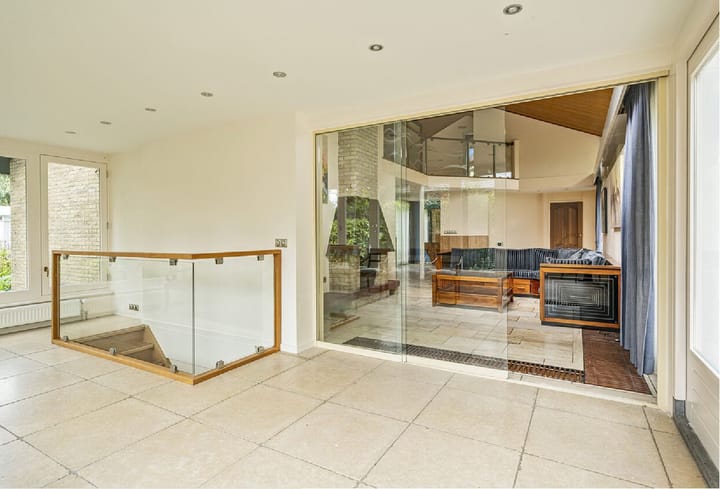 Photo 3 of Leidekkerstraat 1