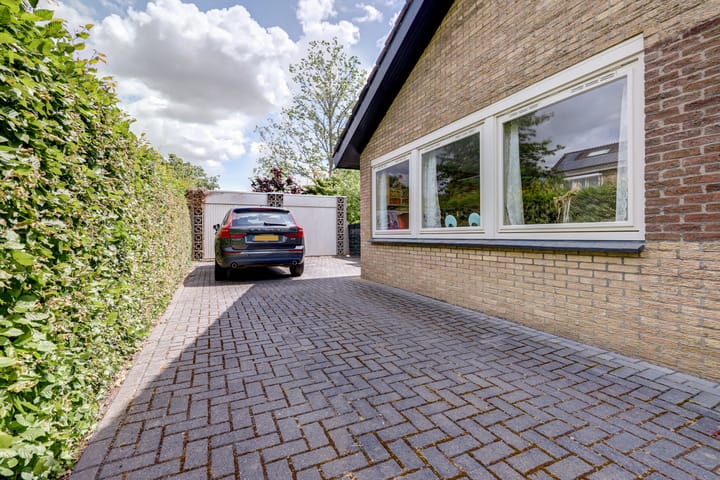 Photo 9 of Leidekkerstraat 1