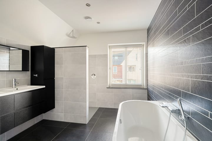 Foto 21 van Molendwarsstraat 9