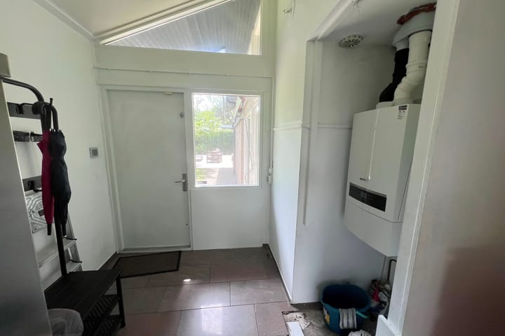 Photo 21 of Leidekkerstraat 1