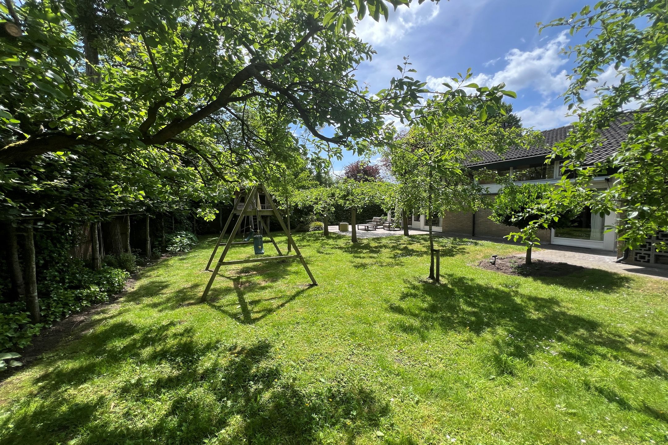 Foto 42 van Leidekkerstraat 1