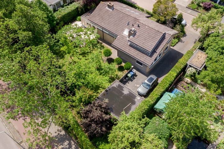 Photo 45 of Leidekkerstraat 1