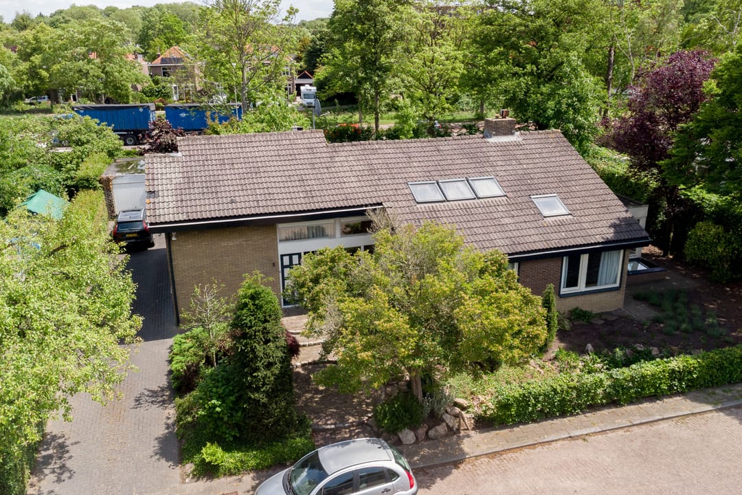 Foto 46 van Leidekkerstraat 1