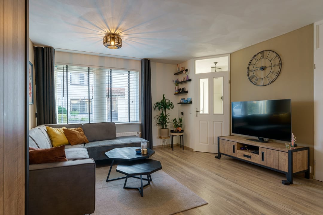 Photo 11 of Hunzestraat 134