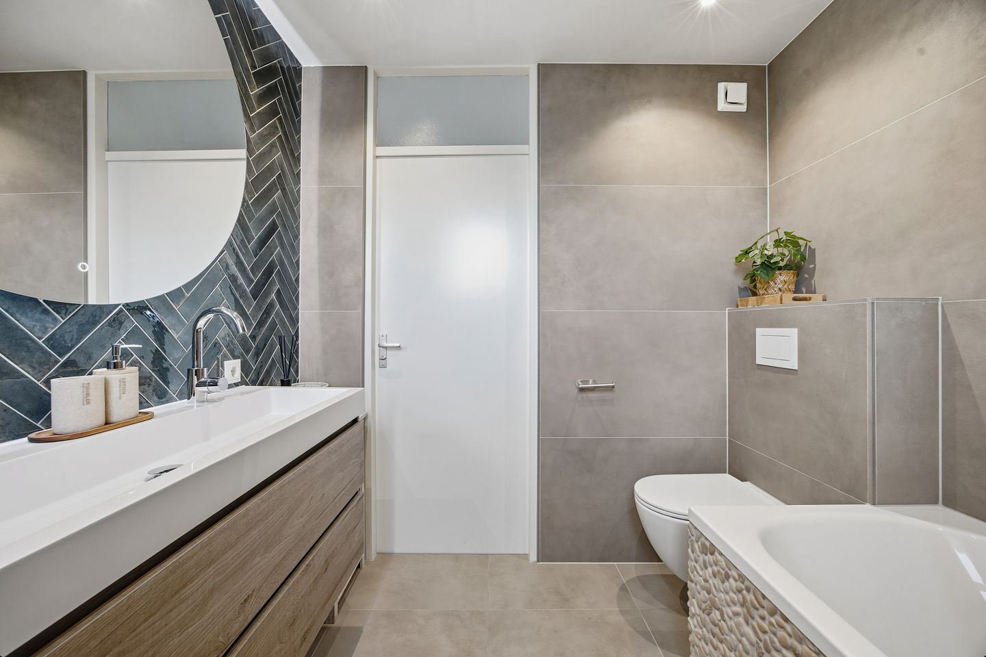 Foto 25 van Hoveniersberg 34