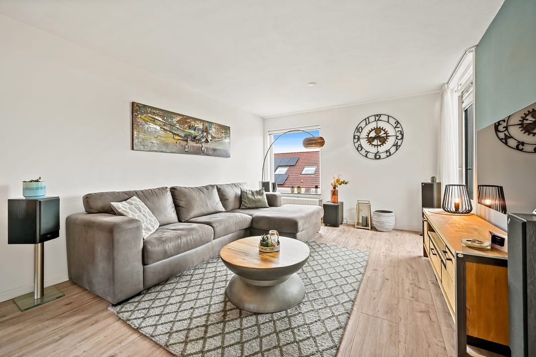 Foto 11 van Fluitekruid 42