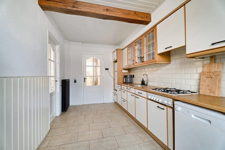 Foto 9 van Herbert van Puttenweg 10