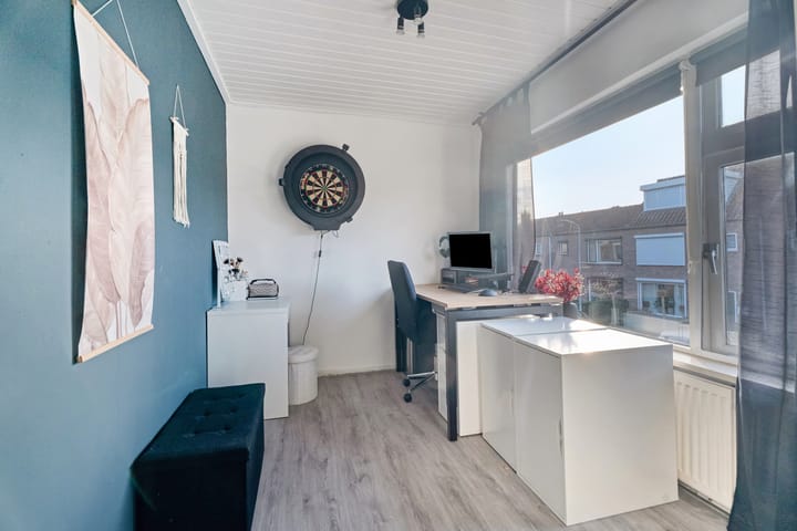 Foto 20 van Herbert van Puttenweg 10