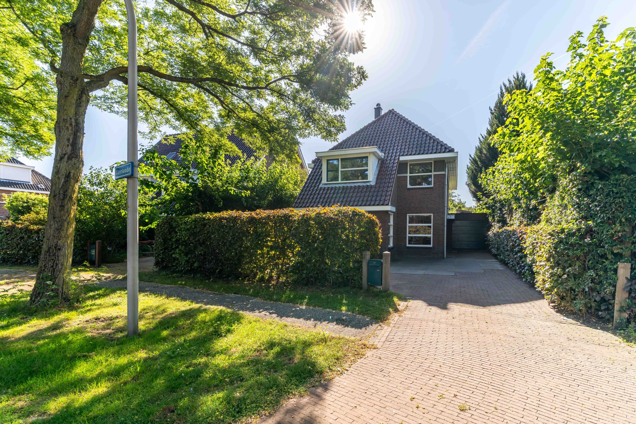 Foto 6 van Guirlande 67