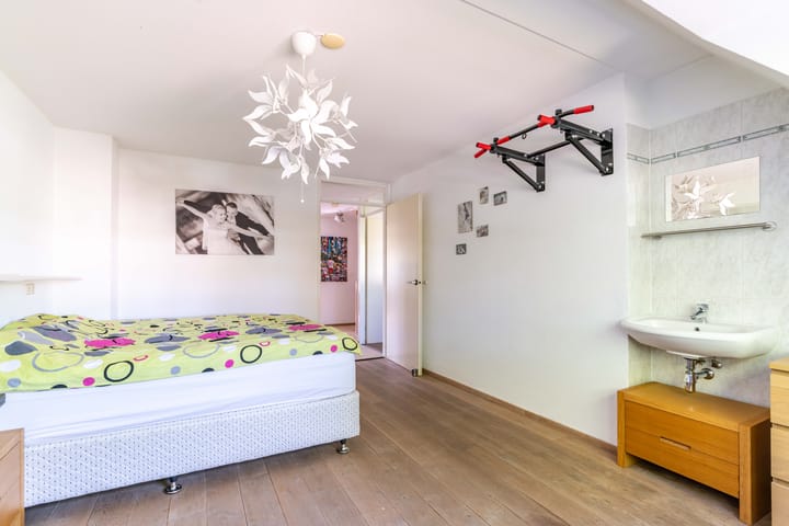 Foto 27 van Guirlande 67