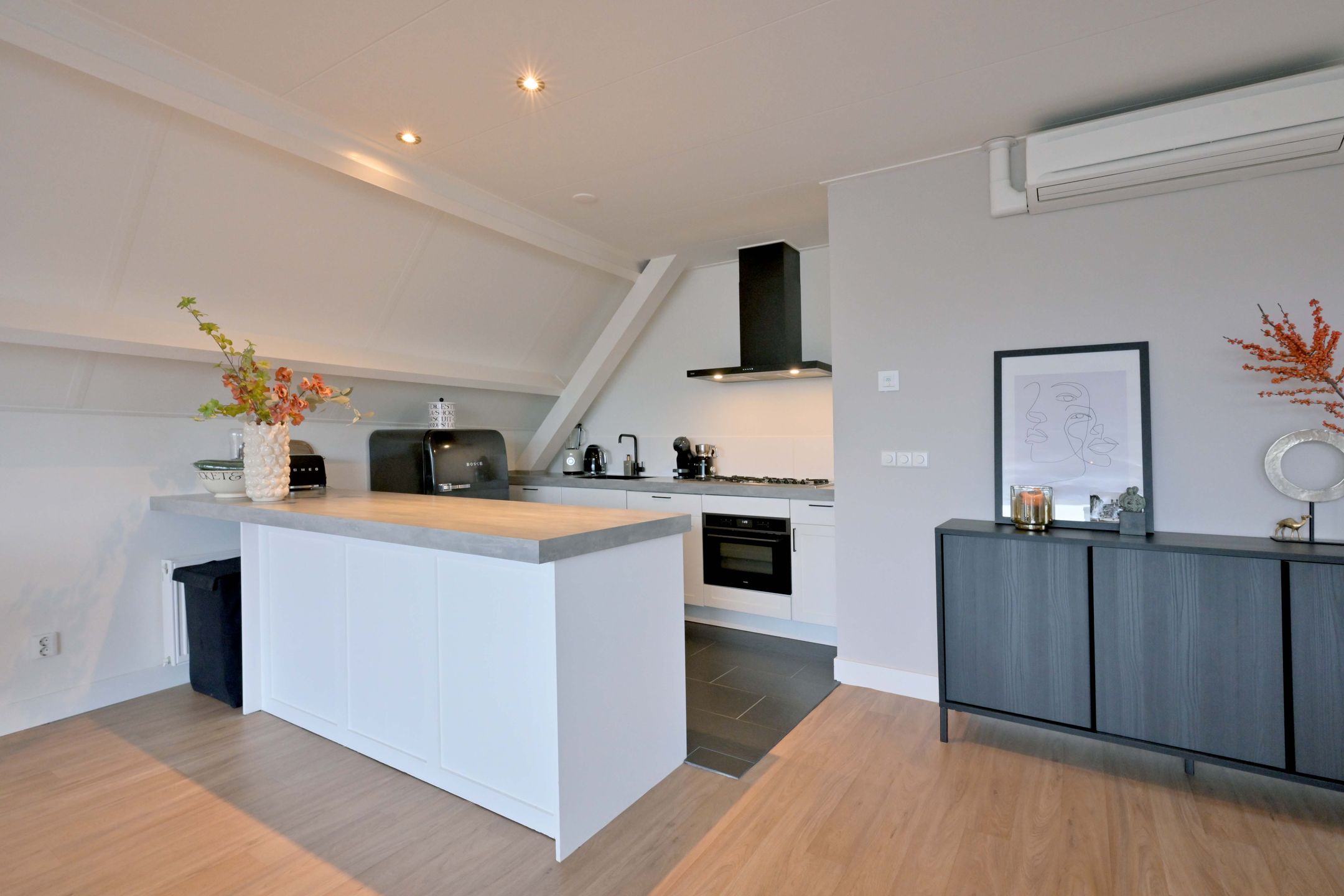 Photo 9 of Hoofdstraat 39-C