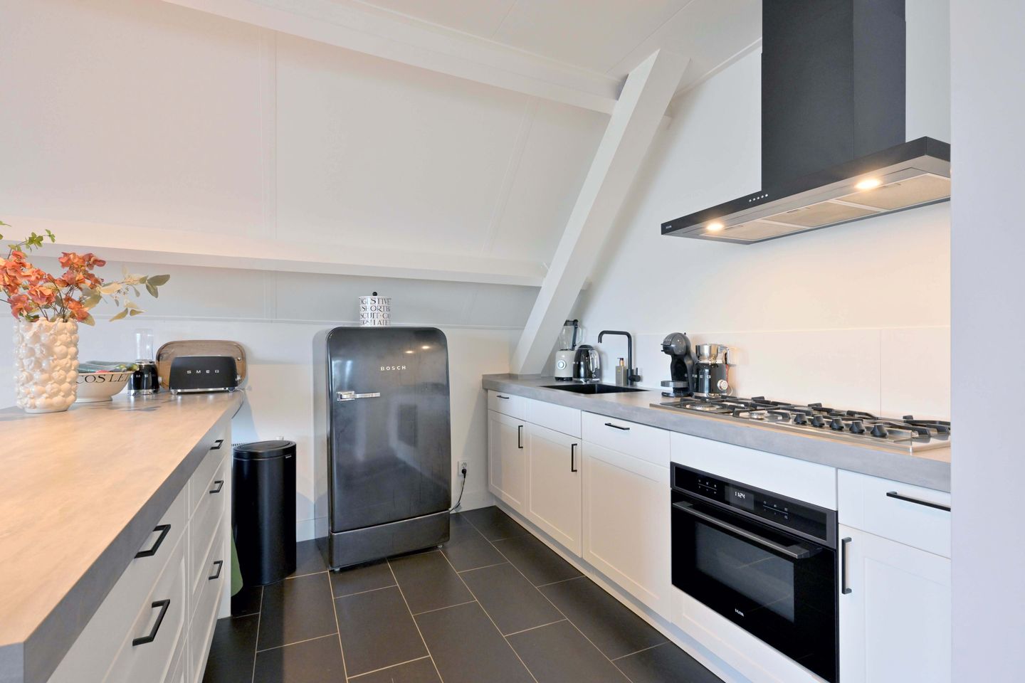 Photo 10 of Hoofdstraat 39-C