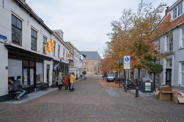 Foto 12 van Hoogstraat 64-G