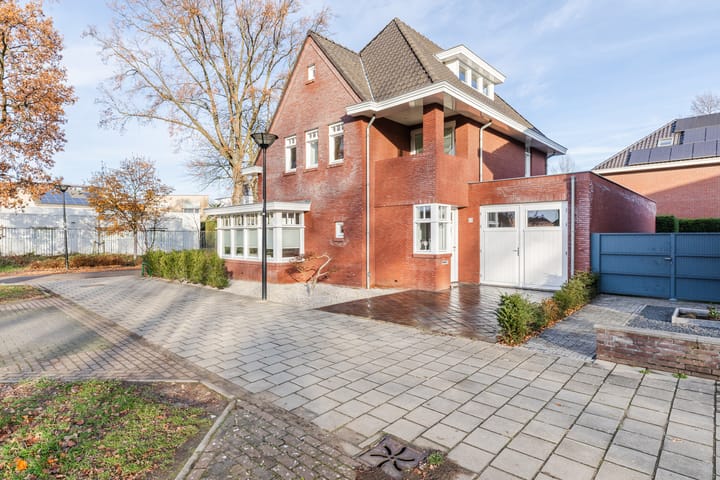 Photo 4 of Rapunzel 2