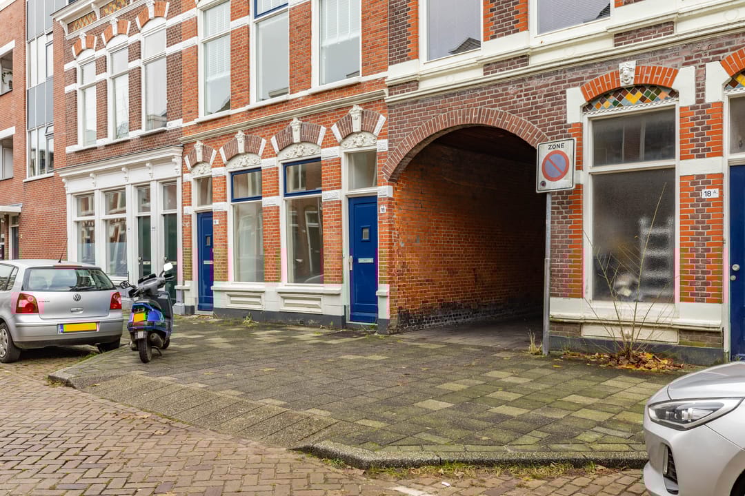 Photo 32 of Marwixstraat 16