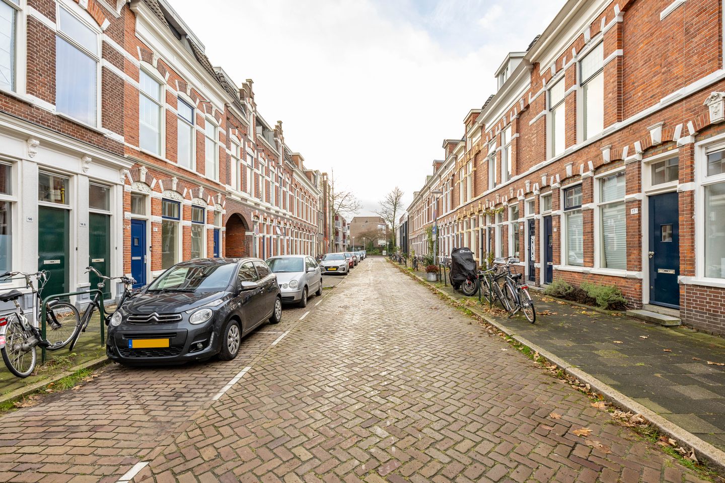 Photo 34 of Marwixstraat 16