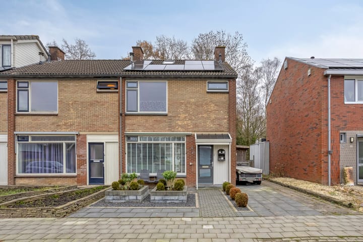 Foto 33 van Hazelaarstraat 15