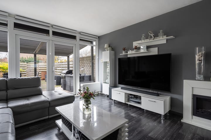 Photo 15 of Mainstraat 6