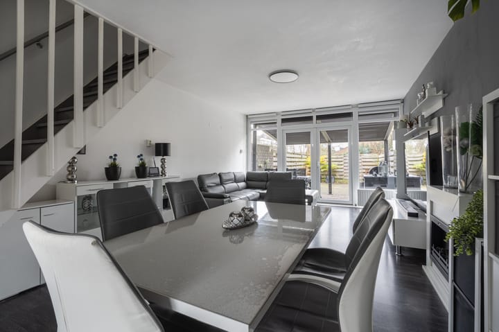 Photo 20 of Mainstraat 6