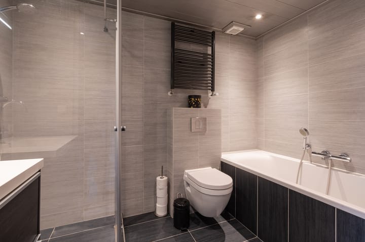 Photo 32 of Mainstraat 6