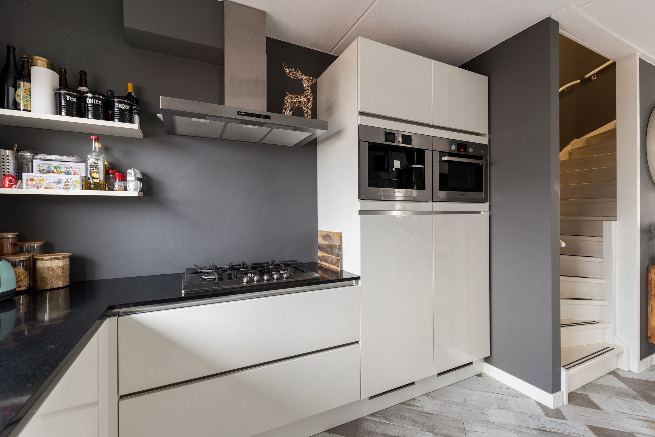 Photo 9 of Weidelanden 2-A