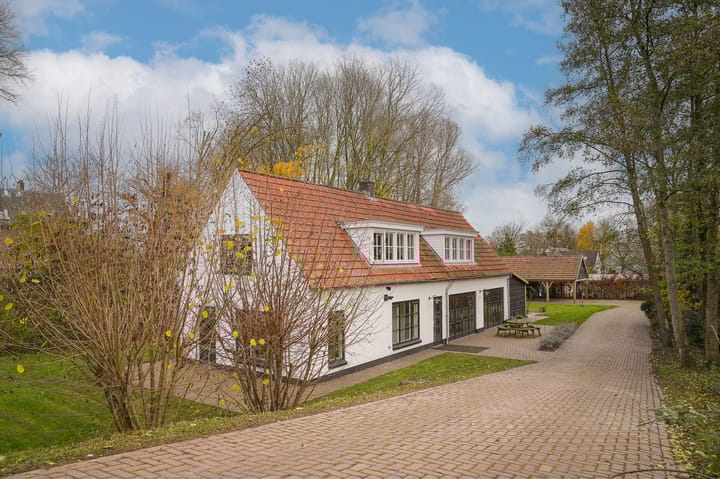 Photo 3 of Waaldijk 85