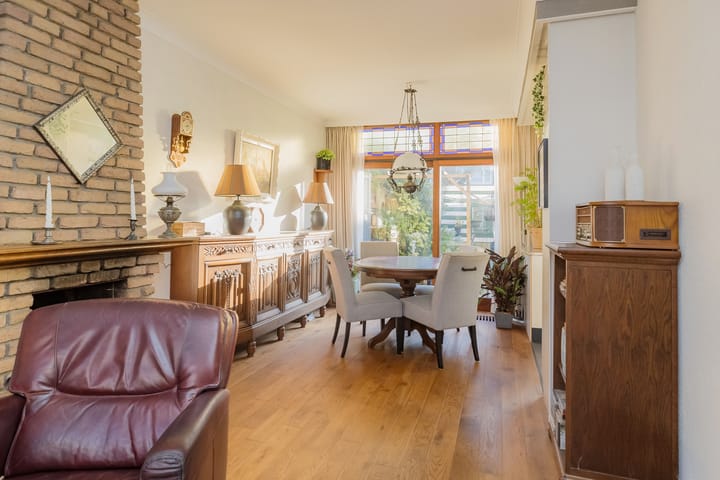 Foto 12 van Jan Luykenstraat 56