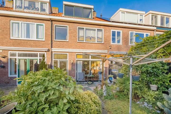 Foto 21 van Jan Luykenstraat 56