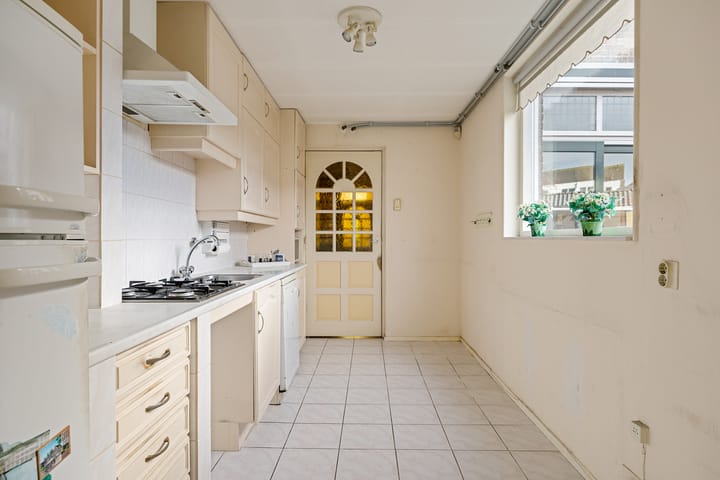 Foto 15 van Leeuwarderstraat 10