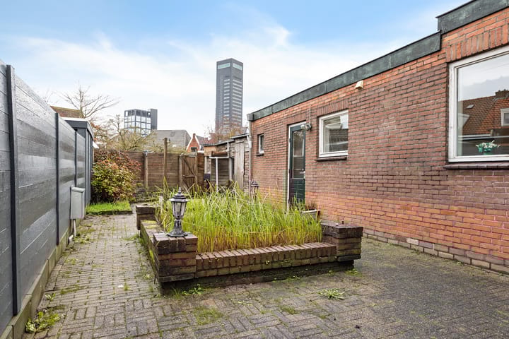 Foto 20 van Leeuwarderstraat 10