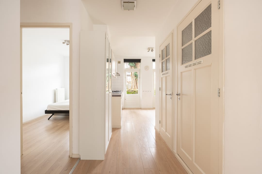 Photo 8 of Jasper Leijnsenstraat 13-H