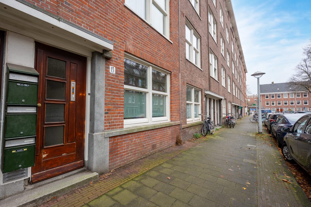 Photo 23 of Jasper Leijnsenstraat 13-H