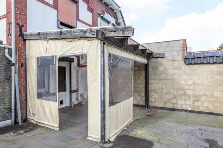 Photo 19 of Achterstraat 51