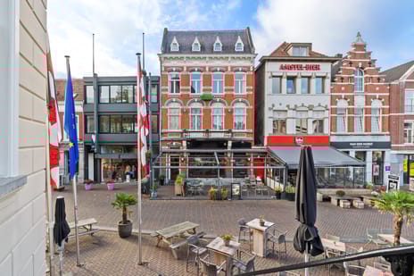 undefined main image