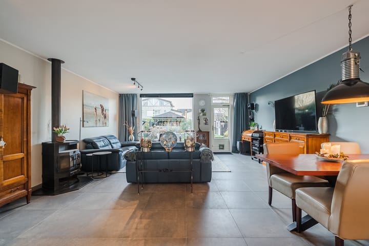 Foto 2 van Moerbeihof 30