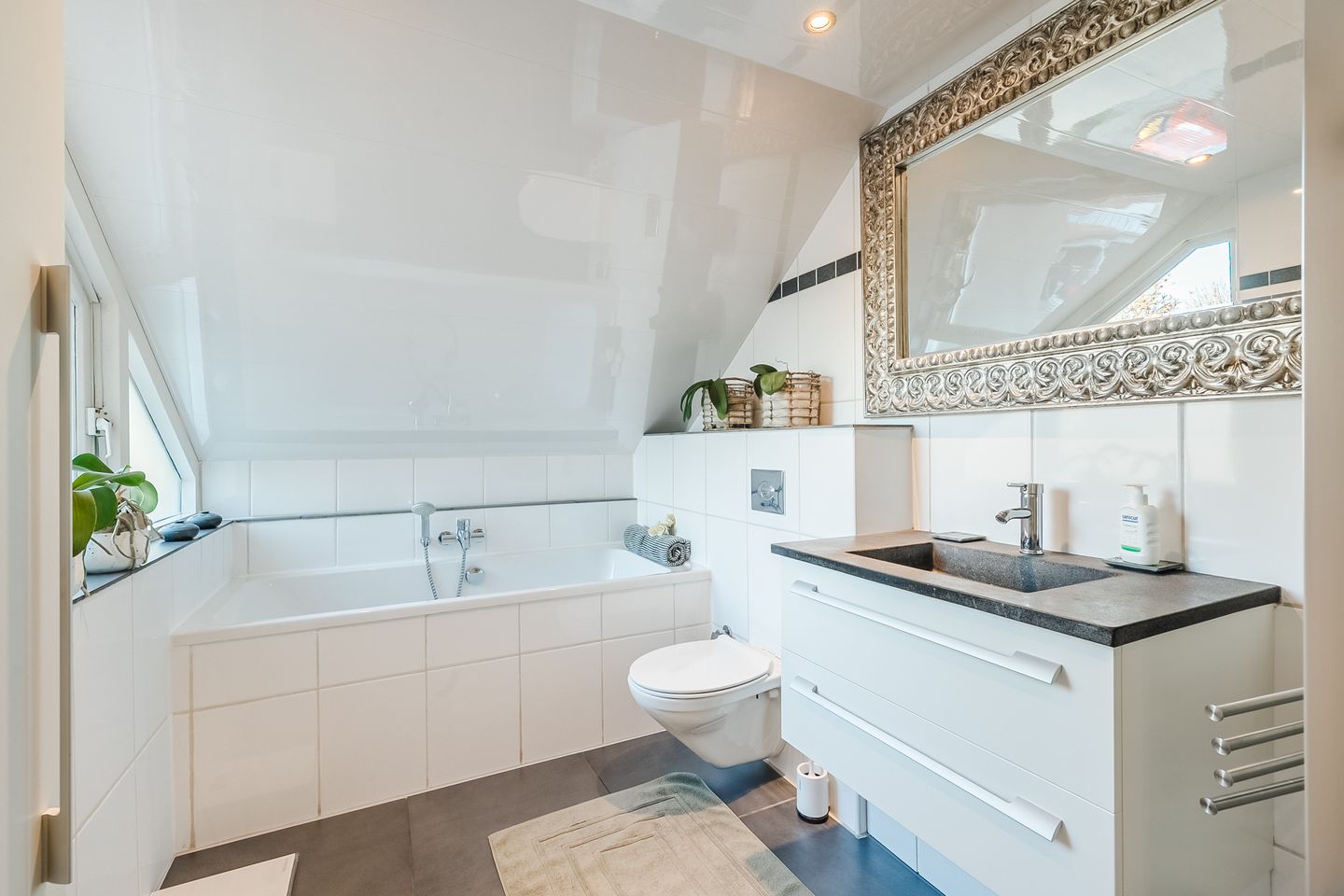 Foto 20 van Moerbeihof 30