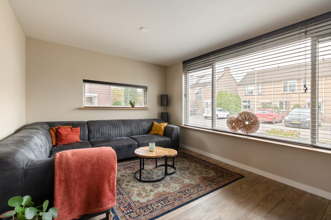 Foto 7 van Lijster 83