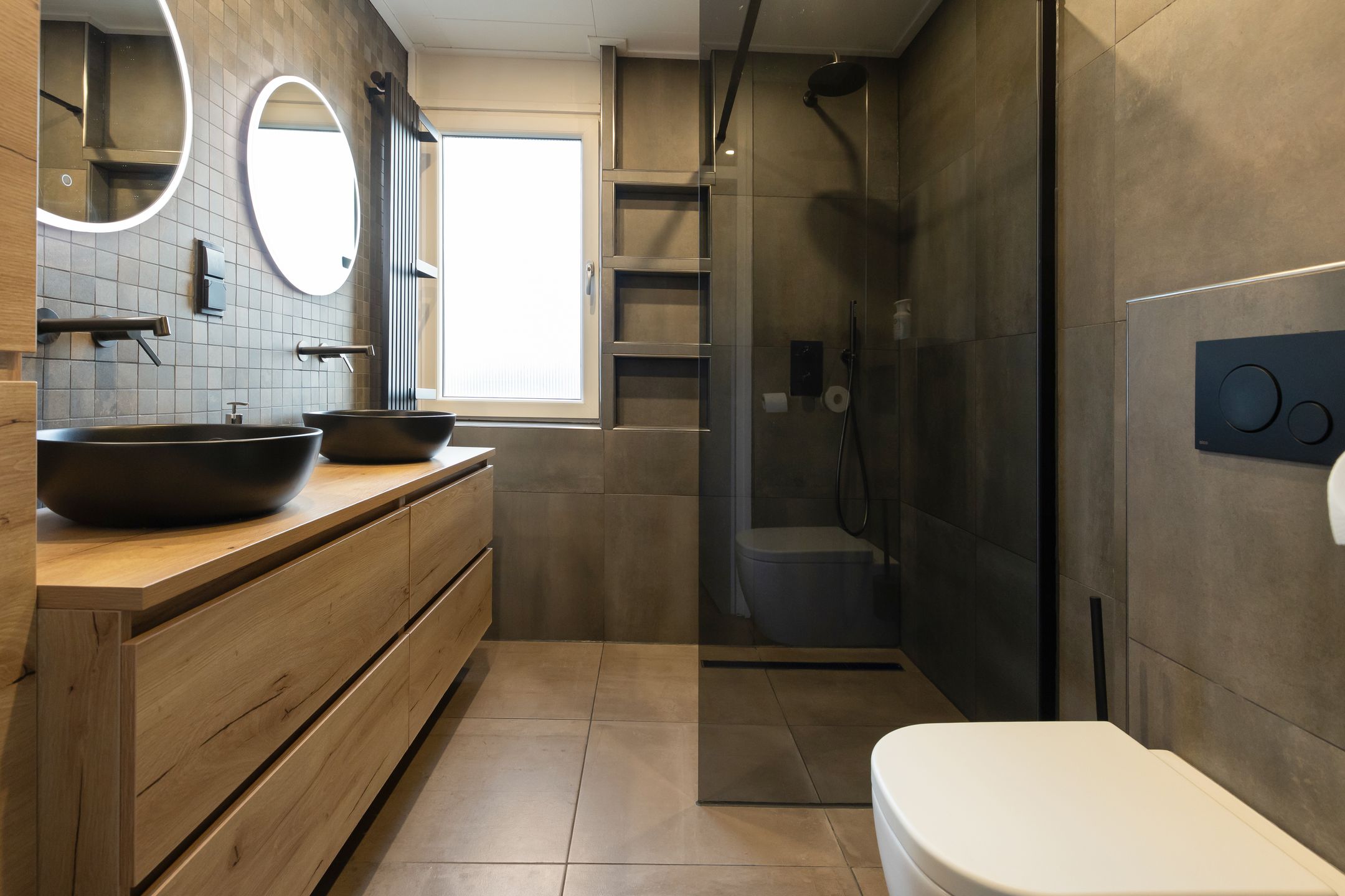 Foto 30 van Lijster 83